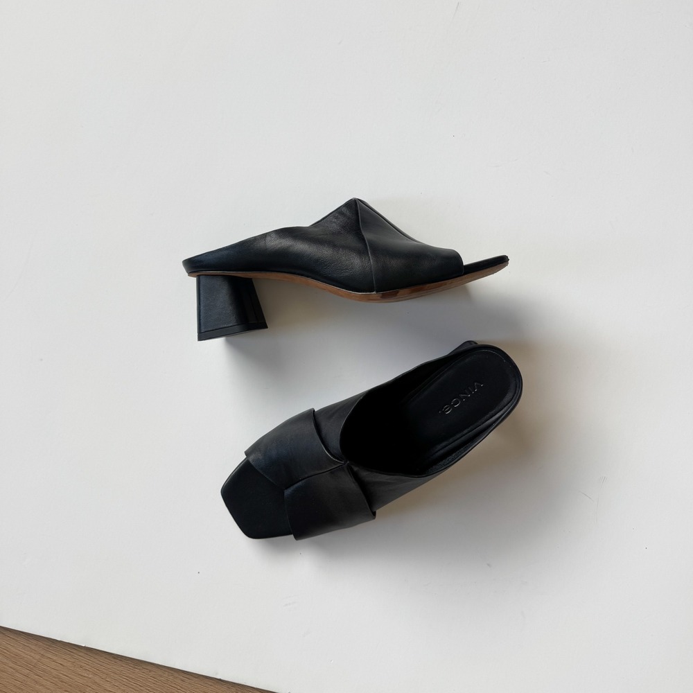 Vince Black Leather Square Toe Block Heel Mules Sandals 7.5M Minimal - Picture 5 of 5